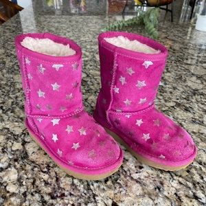 Girls toddler UGGs size 9 pink stars